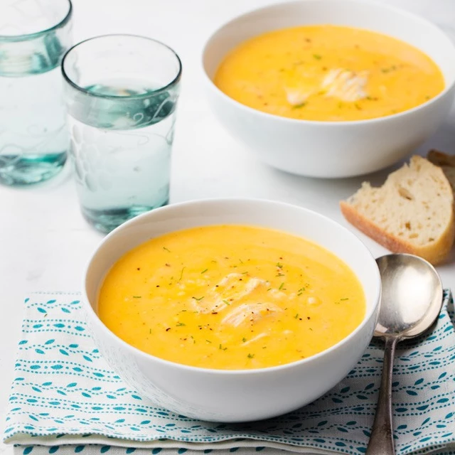 Ananas-Curry-Suppe