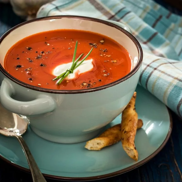 Leckere laktosefreie Tomatensuppe | Doppelherz | Doppelherz