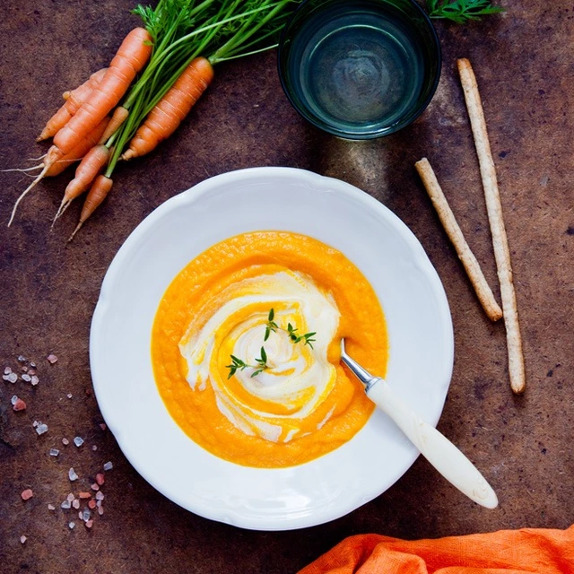 Orangen-Möhren-Lauch-Suppe