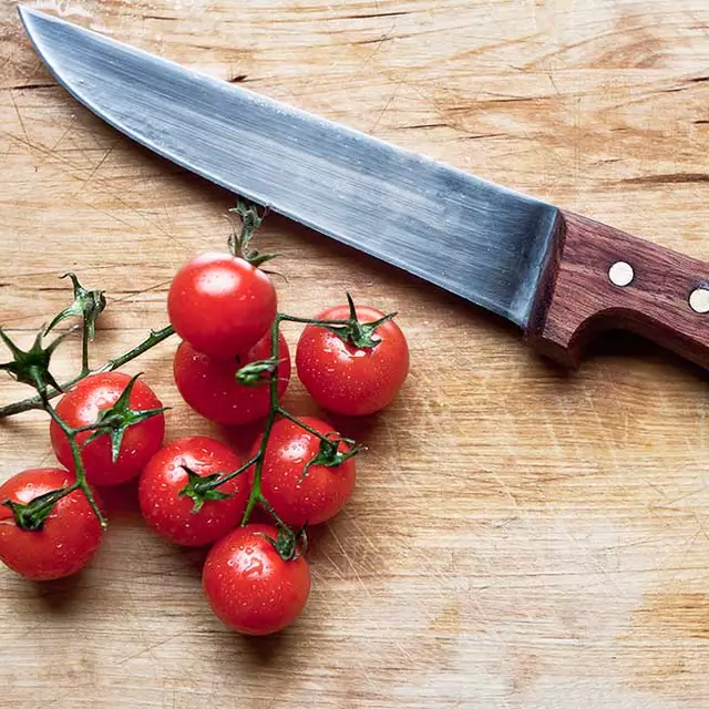 Gemüse-Tomaten-Sosse auf Spaghetti