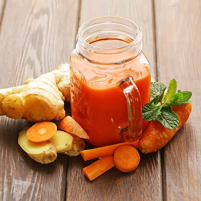Karotten-Mango Smoothie